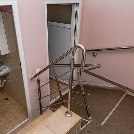 Noring Guest House Lupeni  Exterior foto